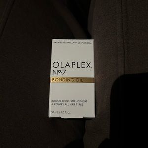 i love her she makes my hair silky smooth. only brand i use for my hair.